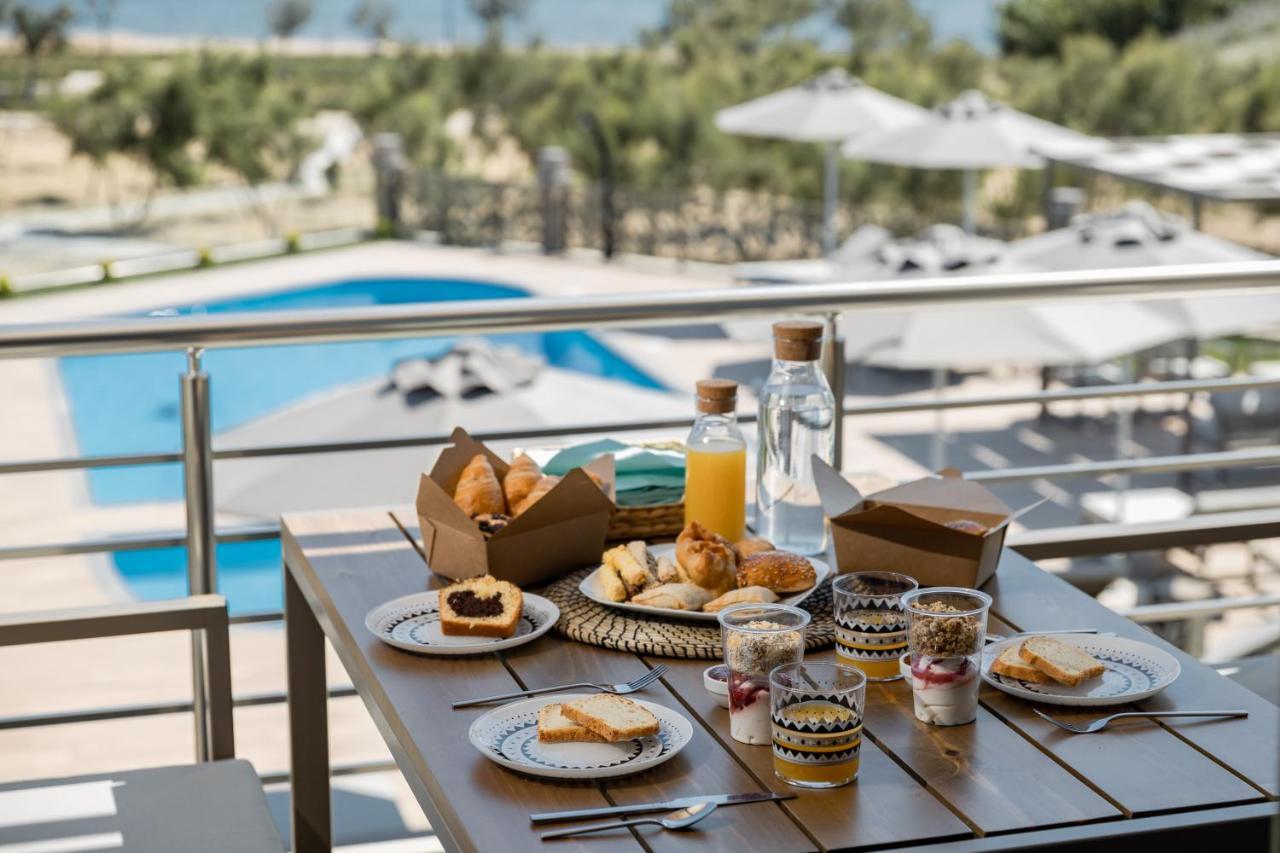 Aparthotel Costa D' Ifesto Agios Ioannis Kaspaka Esterno foto